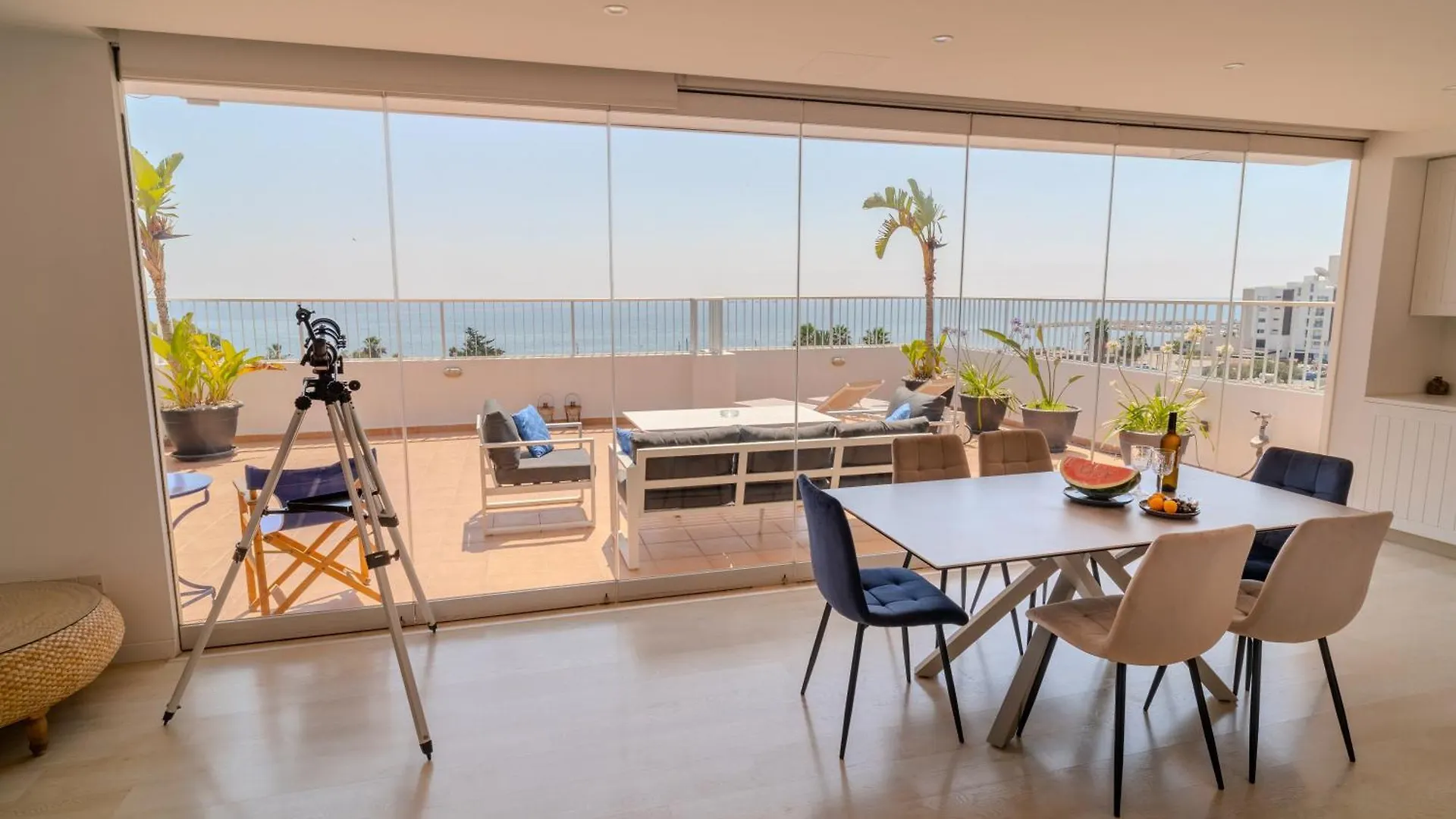 Apartmán Blue Penthouse Mackenzie Larnaca